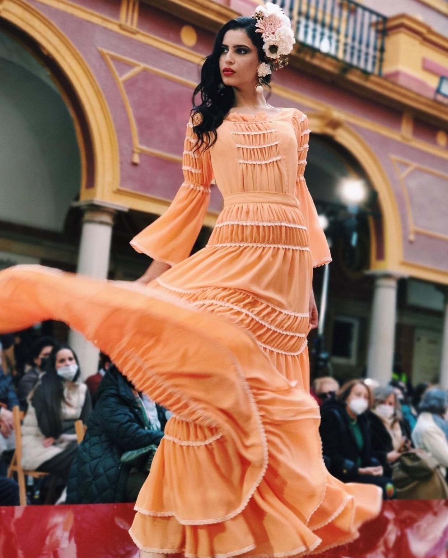 TRAJE DE FLAMENCA - GASA ABULLONADO - SALMON