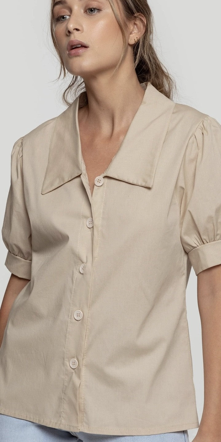 BLUSA CAMISERA - MANGA CORTA - BEIGE
