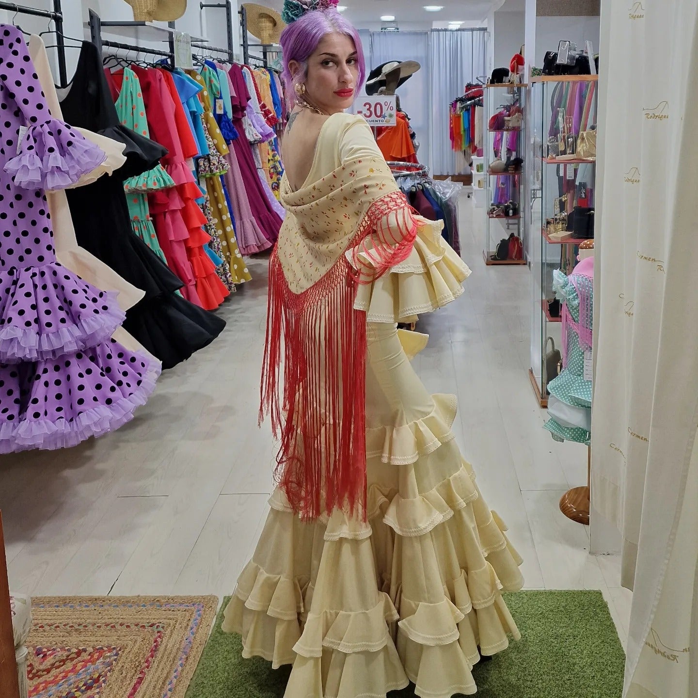 TRAJE DE FLAMENCA - LISO - BEIGE