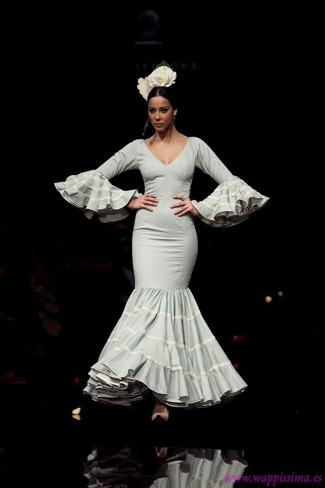 TRAJE DE FLAMENCA - CANASTERO - GRIS