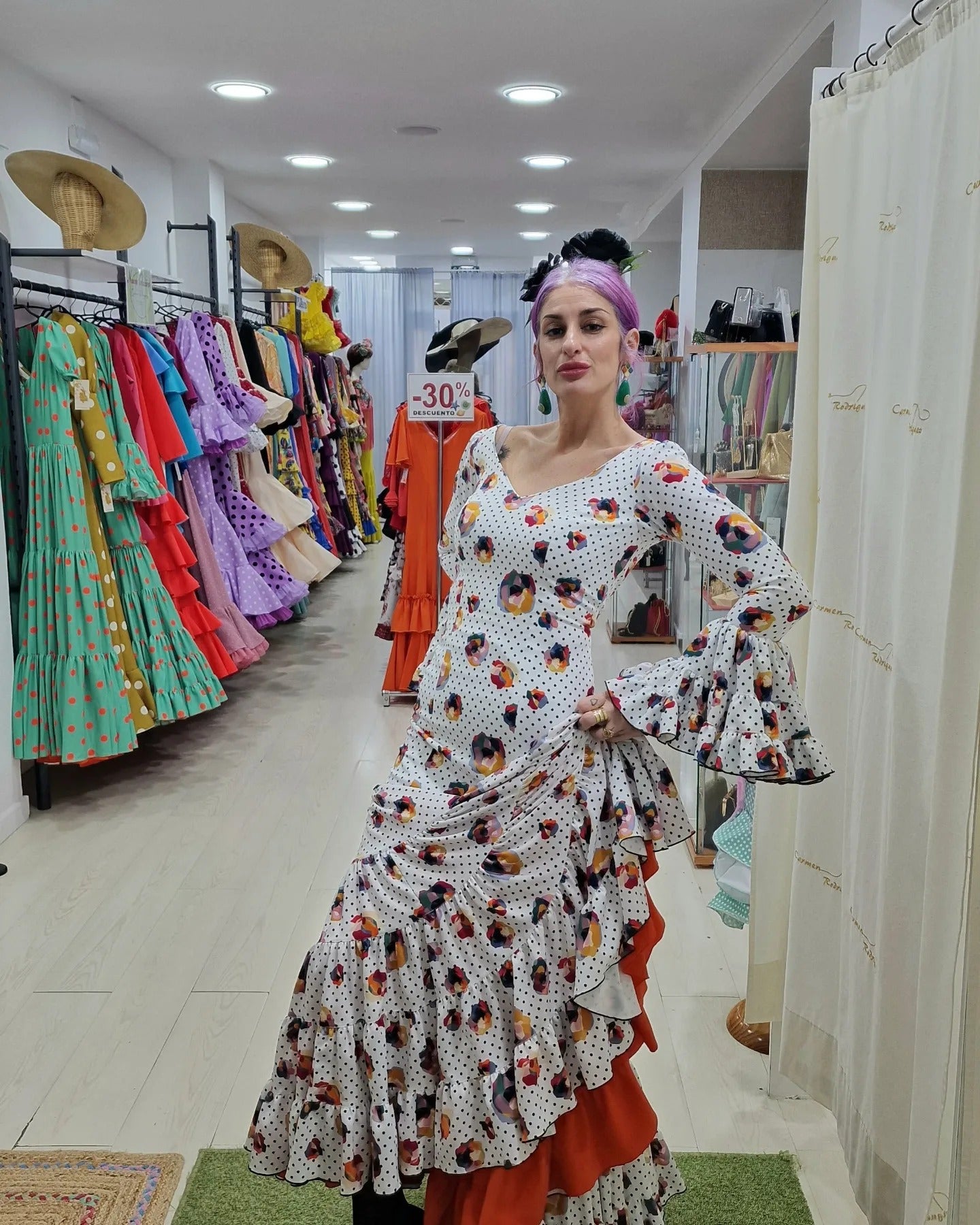 TRAJE DE FLAMENCA - ESTAMPADO LUNAR COMBINADO