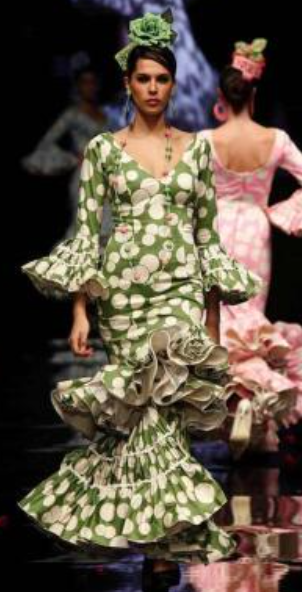 TRAJE DE FLAMENCA - VERDE LUNAR BLANCO