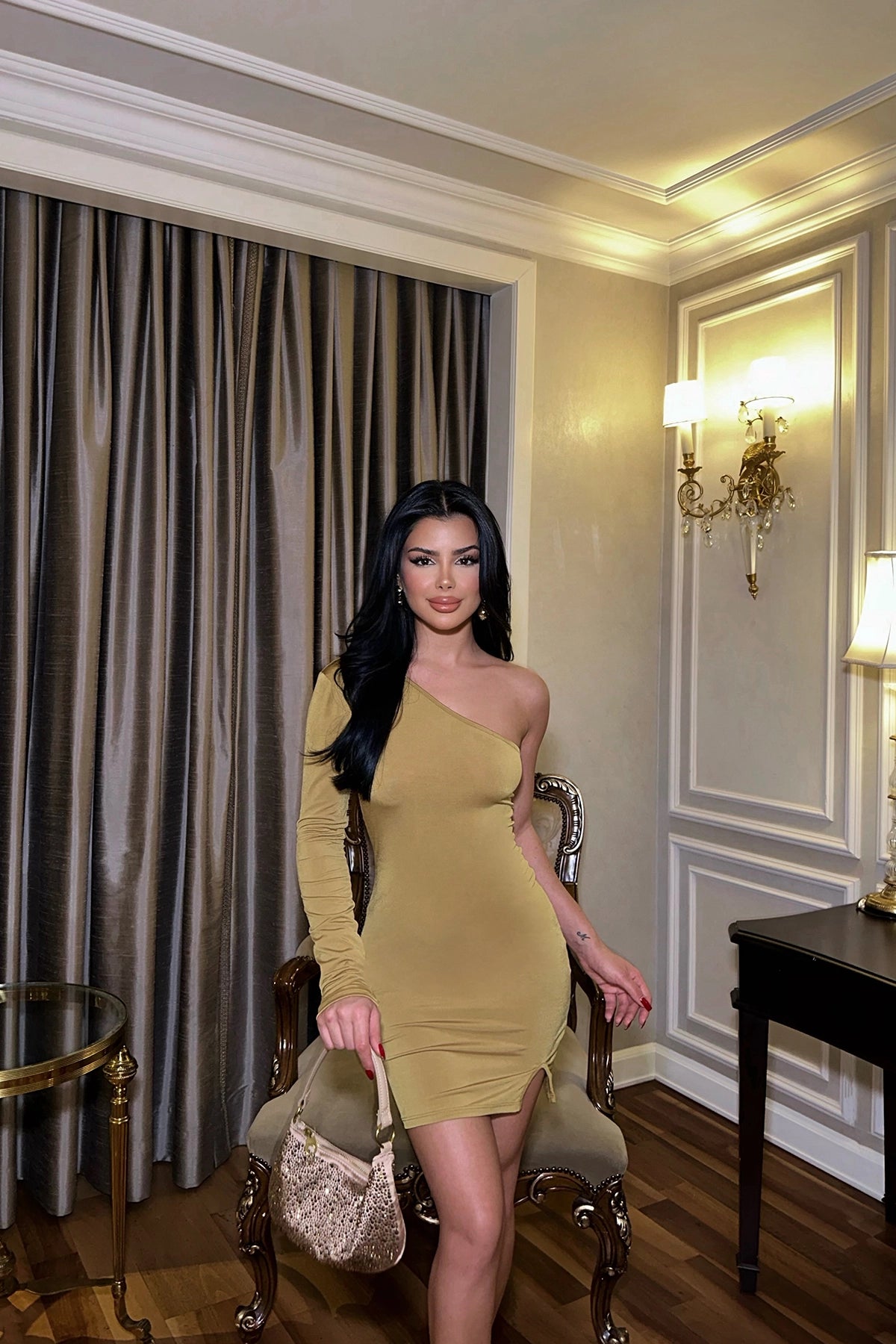 VESTIDO - ASIMETRICO - MOSTAZA
