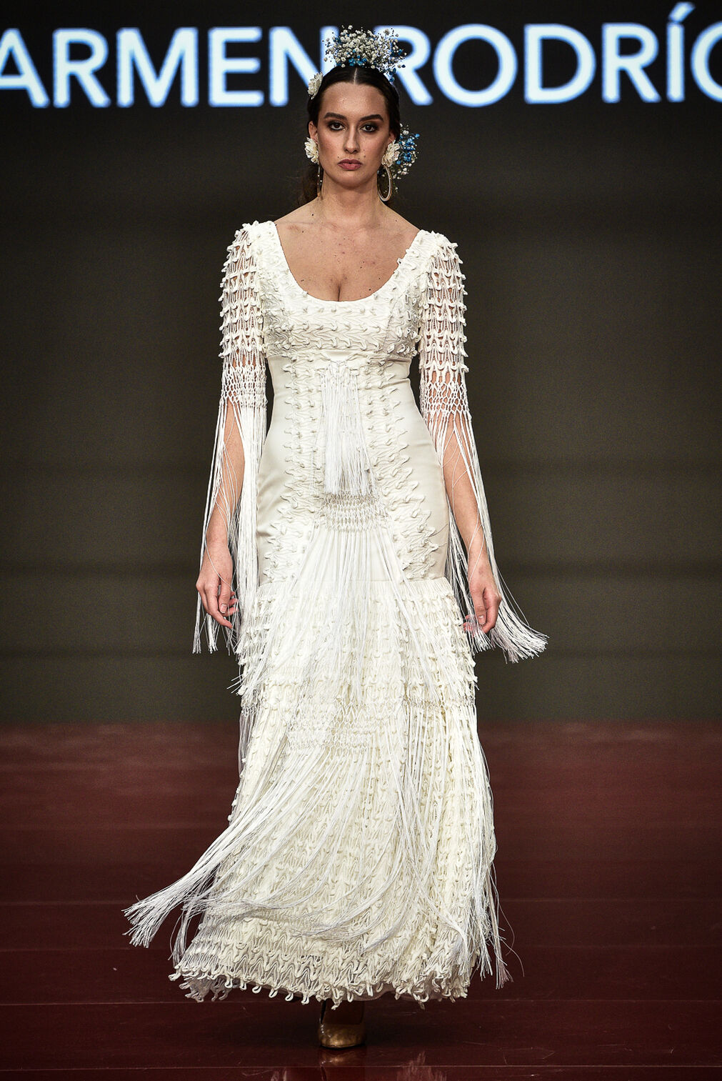 TRAJE DE FLAMENCA - FLECADO DE MANTONES & ENCAJES - BLANCO ROTO