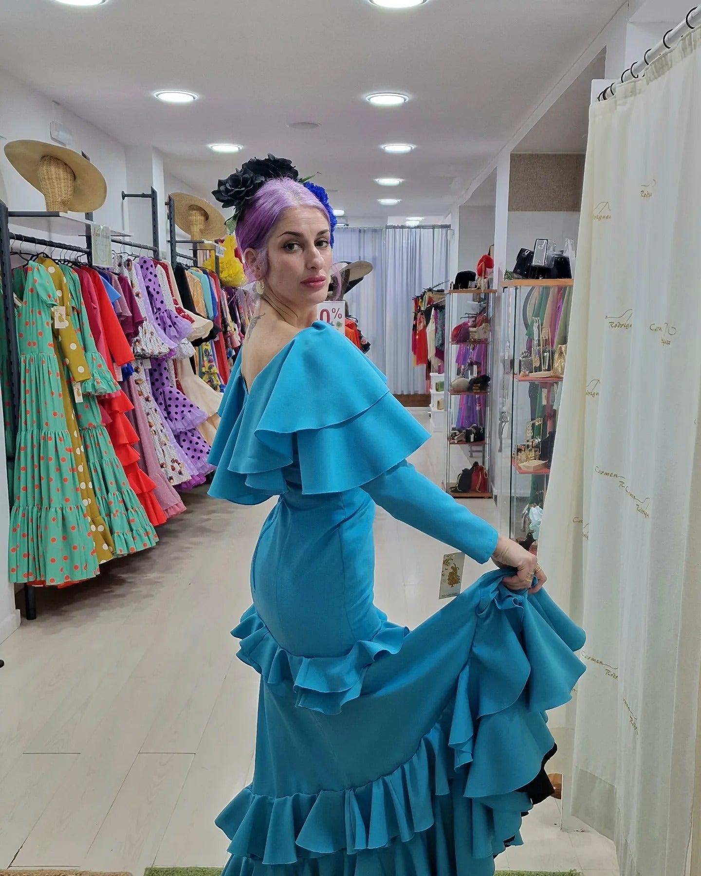 Traje de flamenca - Azul con cancán color negro