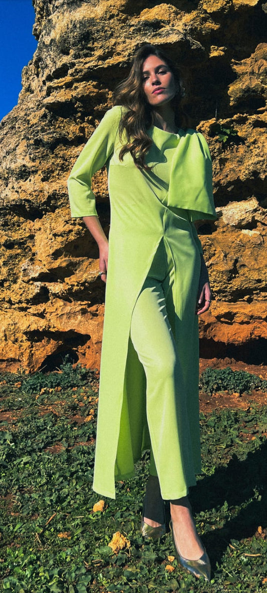 Traje dos piezas verde limón