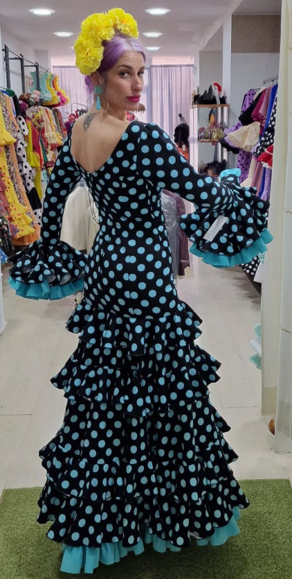 TRAJE DE FLAMENCA  - NEGRO CON LUNAR Y CANCAN AGUA MARINA